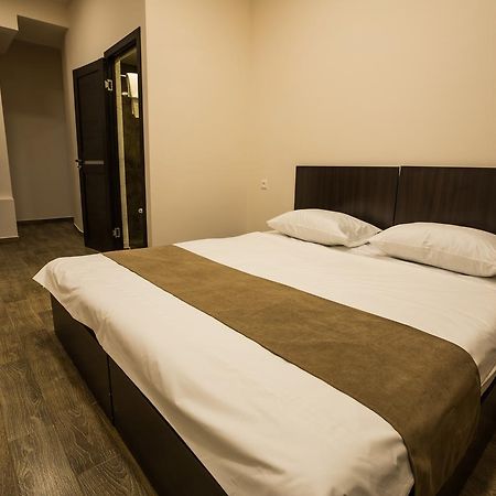 5 Rooms Mini-Hotel & Tours Erevan Exterior foto